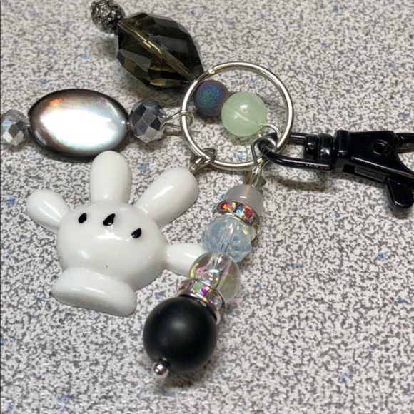 🐭💕 cut white glove purse bling - keychain black and white - Picture 7 of 11
